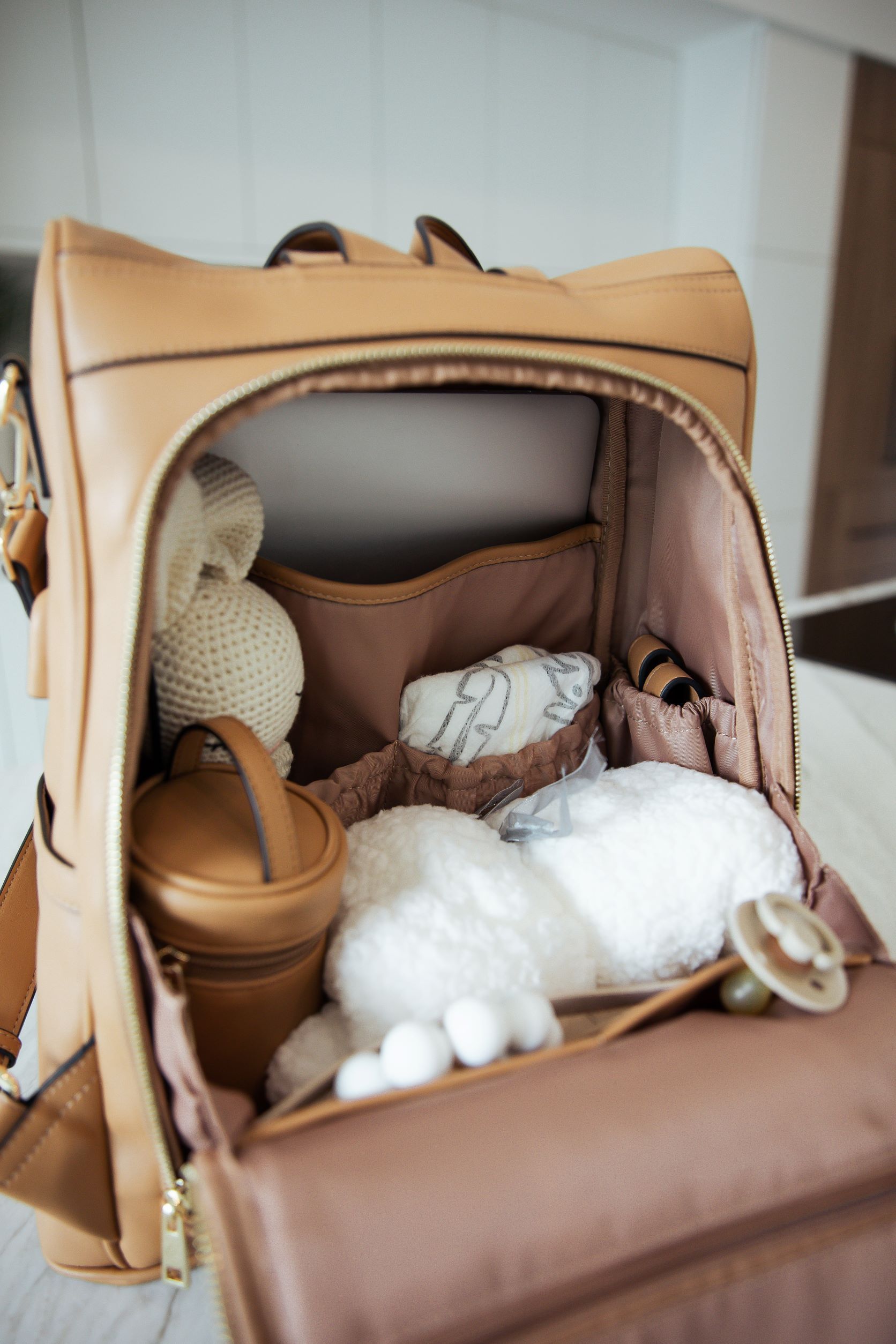 Functional and Fashionable Best Diaper Bags for Parents