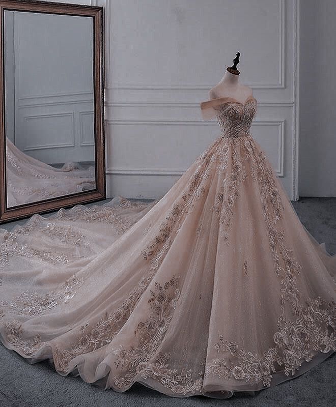 Elegant Quinceanera Dresses for Memorable Celebrations