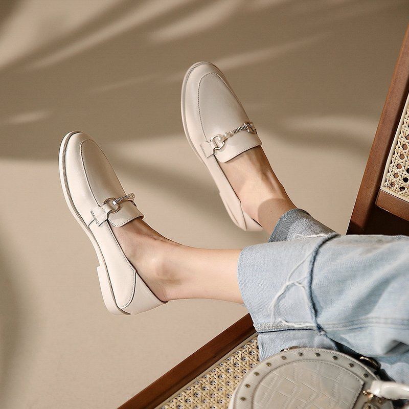 Comfortable Flat Shoes for Everyday Wear