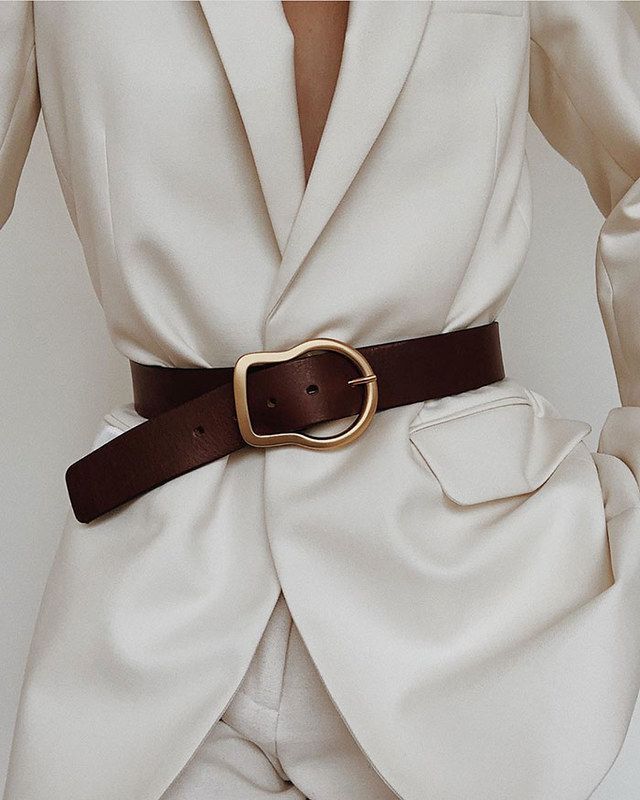 Classic White Belts for Versatile Accessories