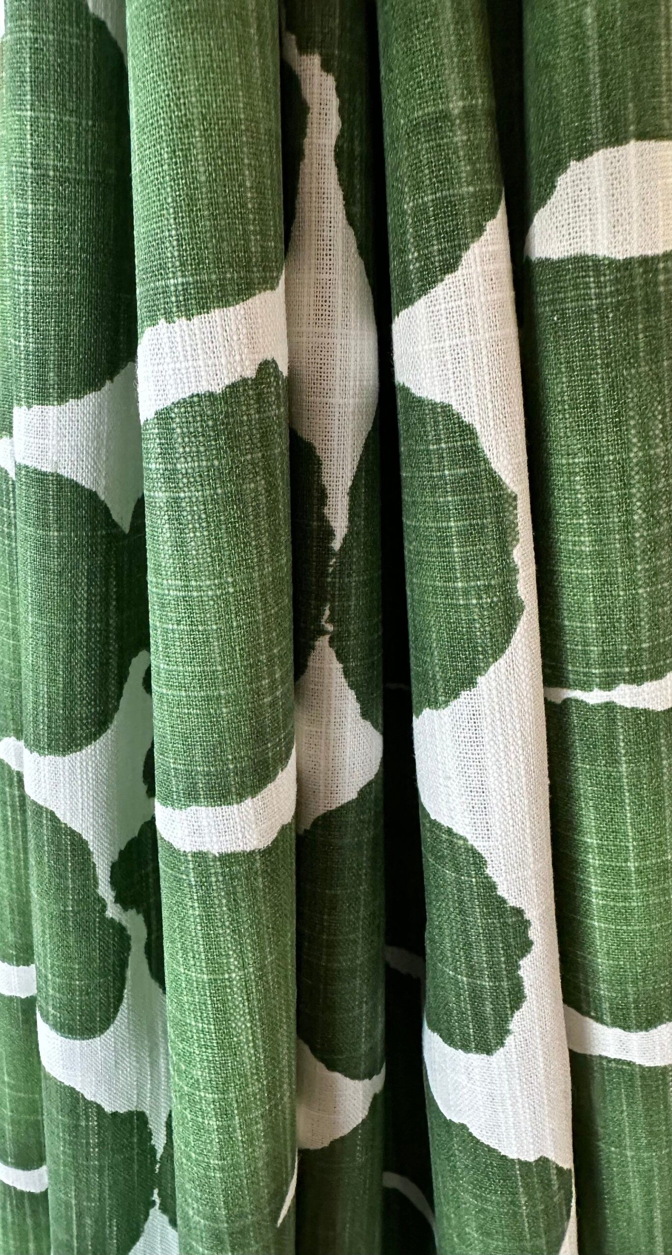 Add a Pop of Color with Green Curtains: Stylish Window Treatments for Every Room