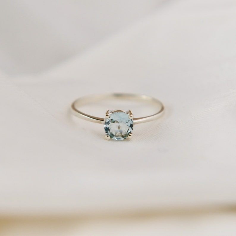 Birthstone Beauty: Discover the Allure of March Birthstones