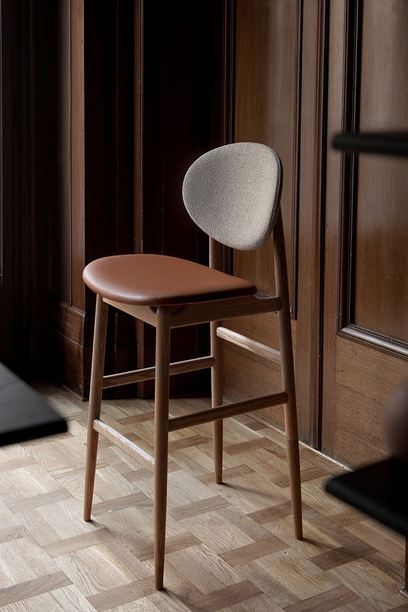Comfort and Style: Bar Chairs for Every Space