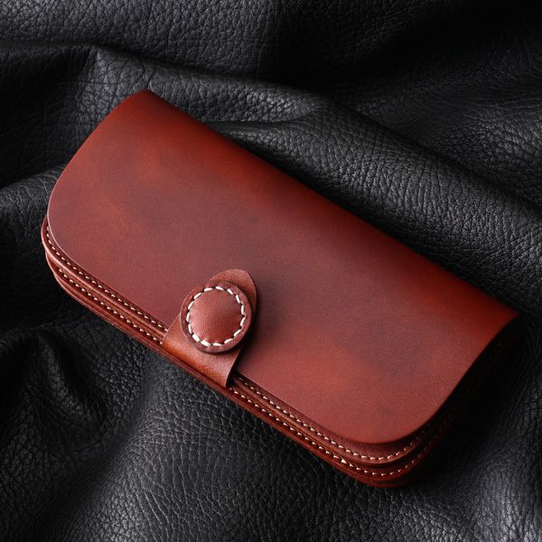 Keep Your Essentials Safe: Long Wallets for Every Occasion