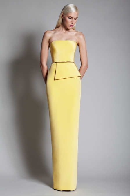 Sultry Sophistication: Strapless Dress for Evening Glamour