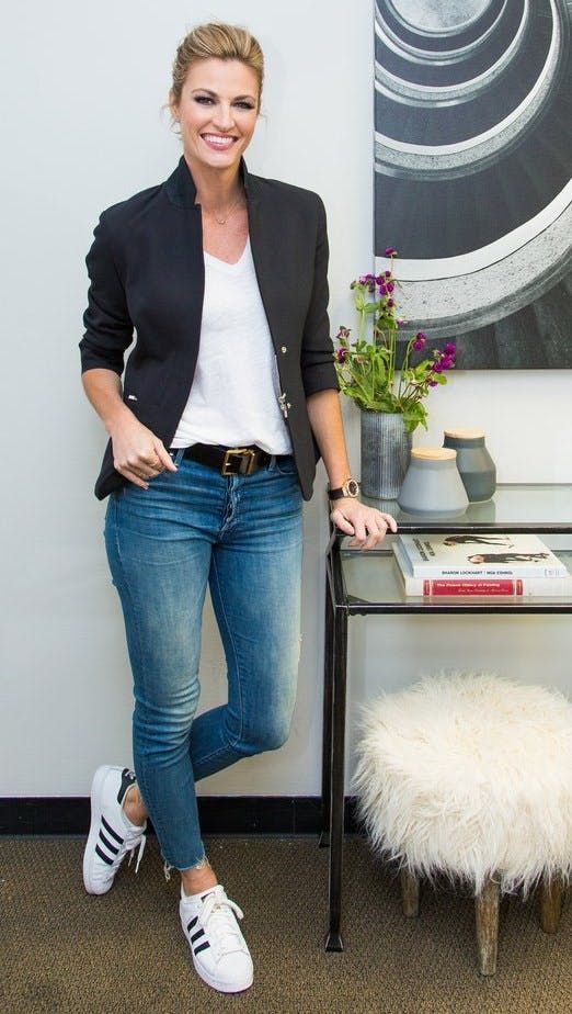 Effortless Style: Blazer With Jeans for Casual Chic