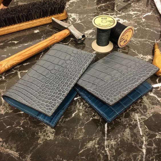 Luxurious Living: Crocodile Wallets for Opulent Style