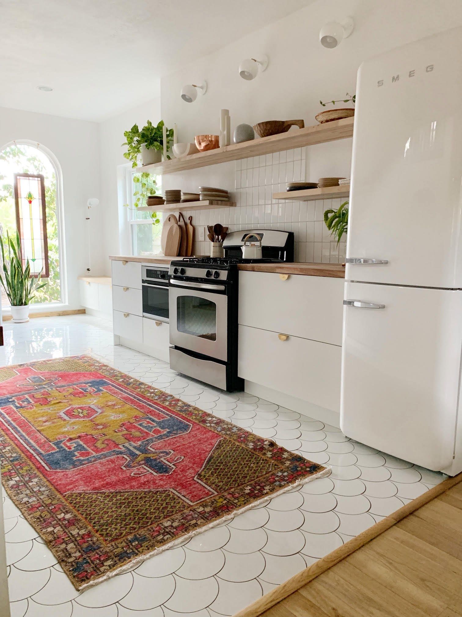 Kitchen Floor Tiles: Finding the Perfect Balance of Style and Durability