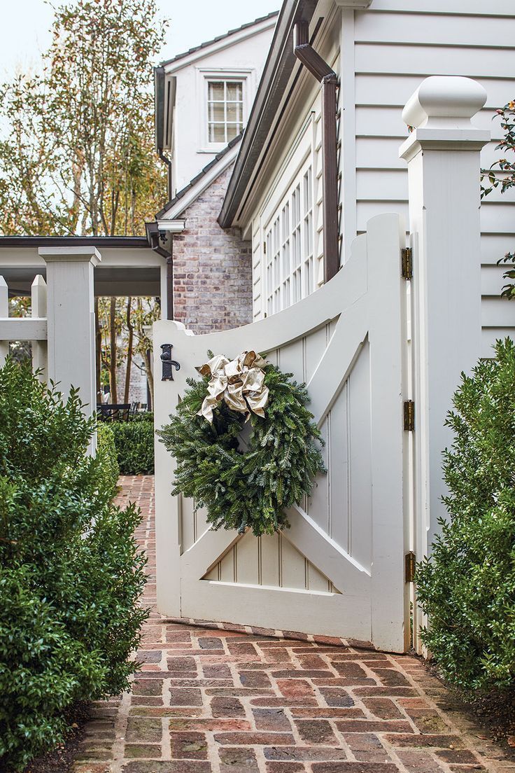 Outdoor Gate Designs: Blending Style and Security