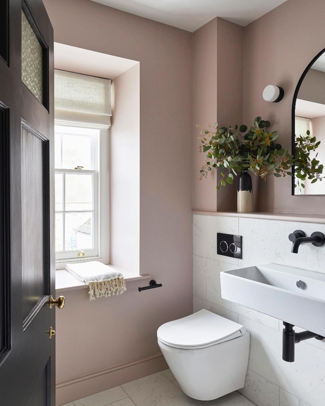 Bathroom Colors: Transform Your Space with the Right Color Palette