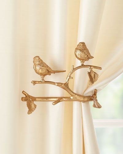 Curtain Holders: Add the Finishing Touch to Your Curtains with Elegant Curtain Holders