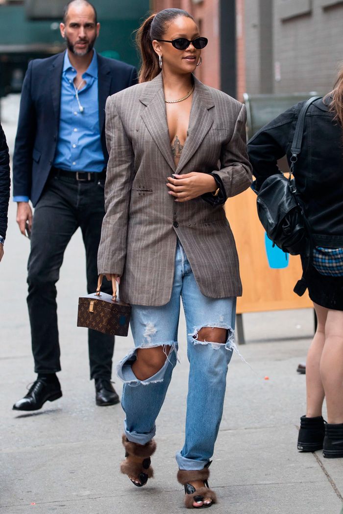 Blazer With Jeans: Elevate Your Casual Look with a Stylish Blazer Paired with Jeans