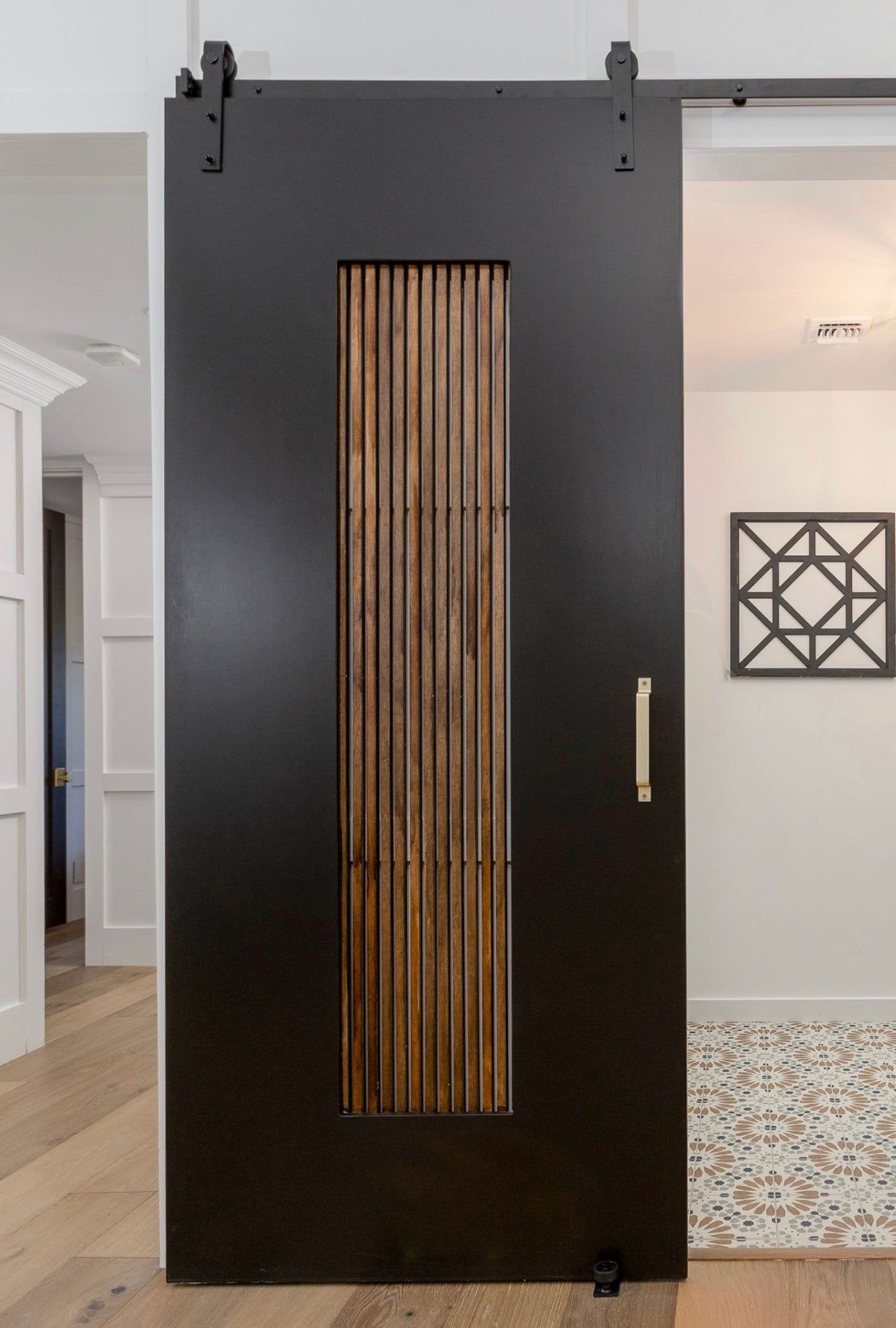 Door Frame Designs: Enhance Your Home’s Entryways with Stylish Door Frame Designs