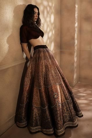 Brown Blouse Designs: Add Warmth and Elegance to Your Look with Chic Brown Blouse Designs