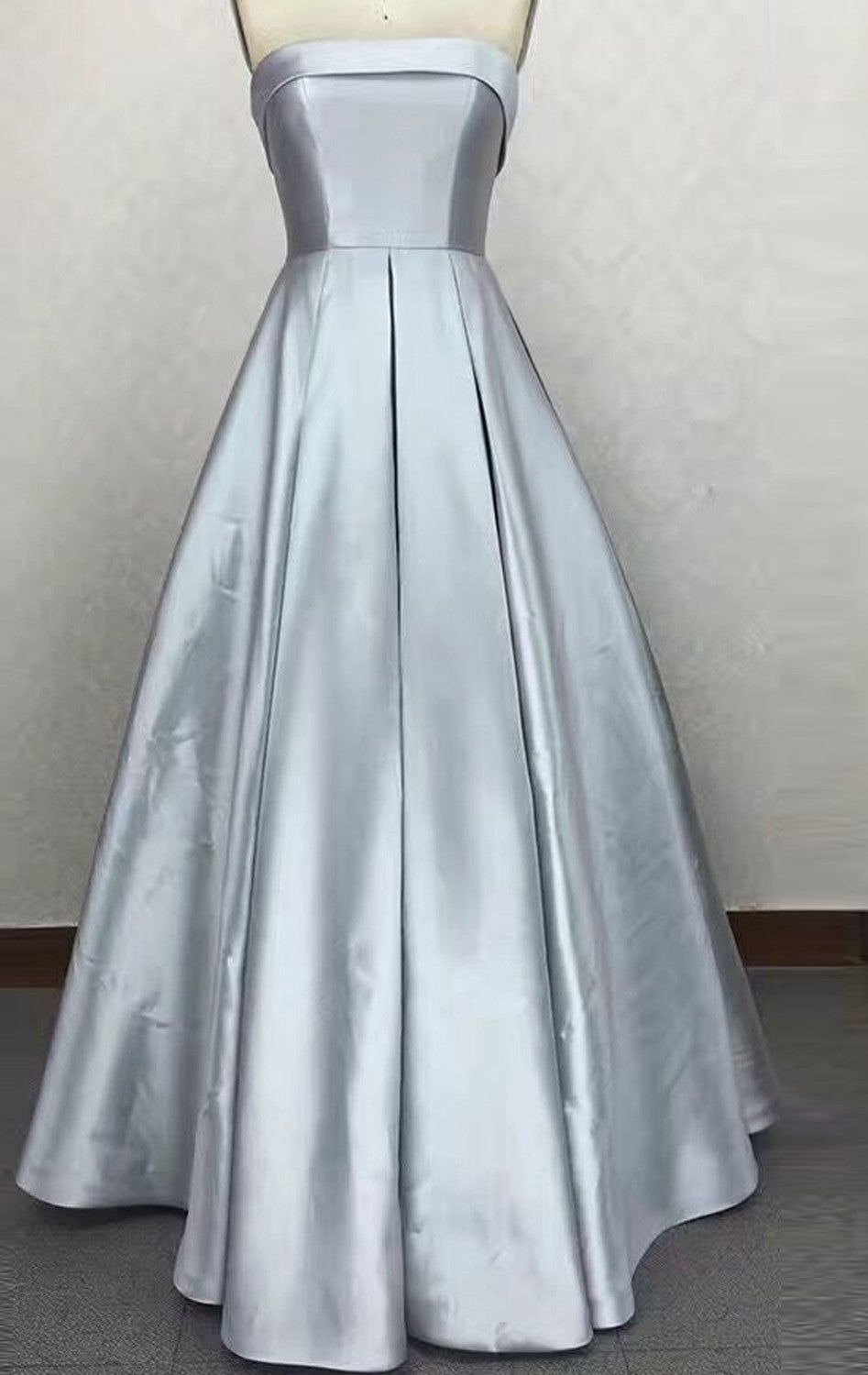 Shine Bright in a Stunning Silver Dress