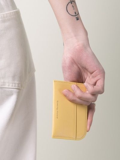 Personalize Your Accessories with Customized Wallets