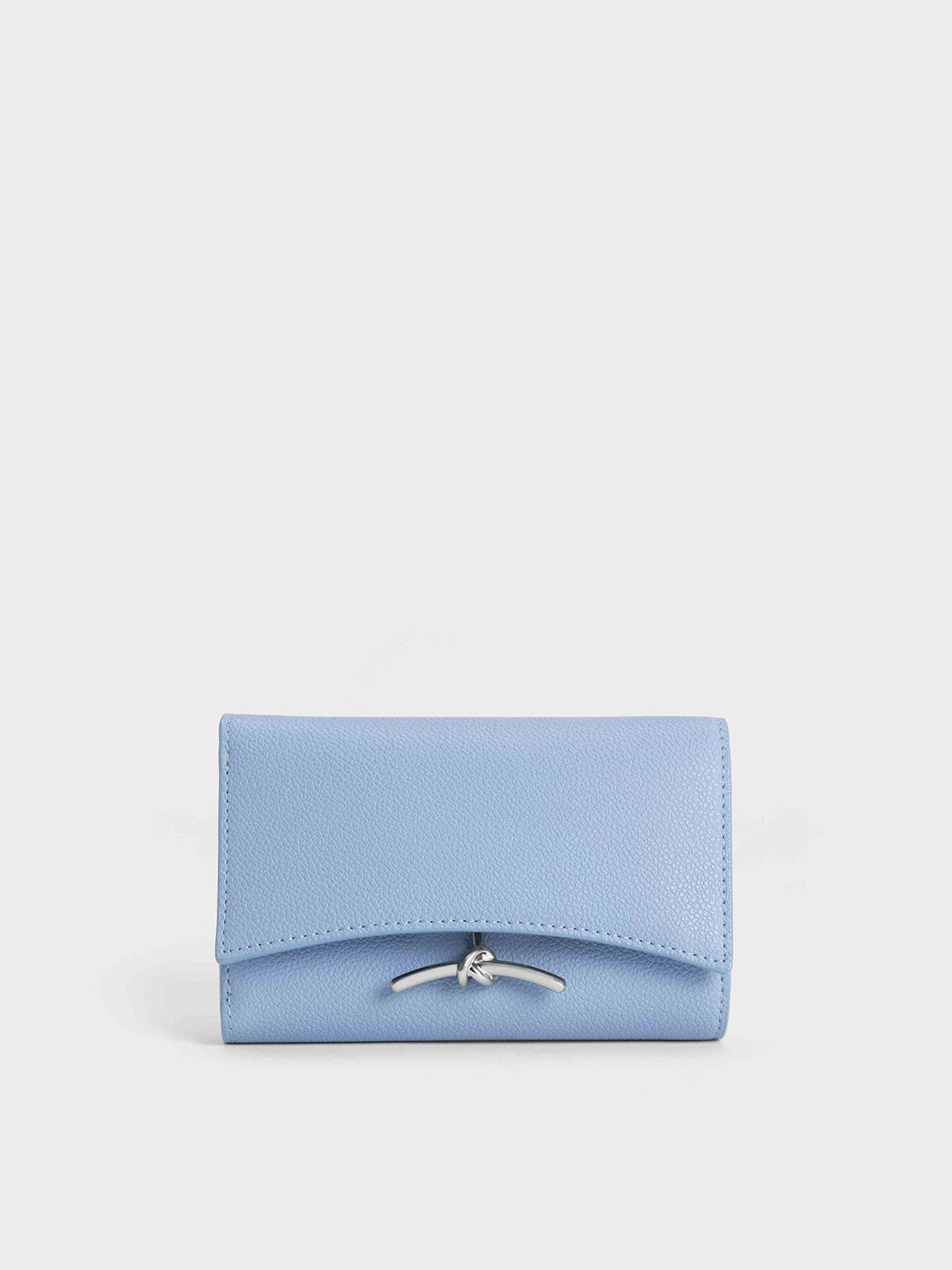 Blue Wallets: Add a Pop of Color to Your Accessories
