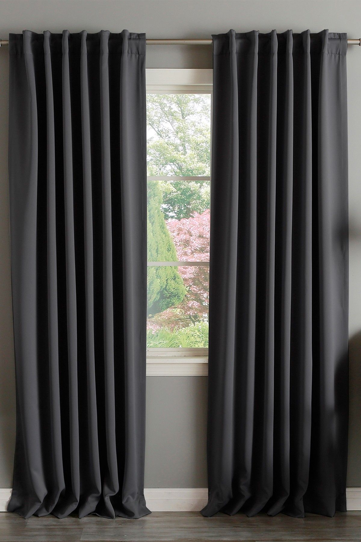 Grey Curtains: Add Sophistication and Elegance to Your Space