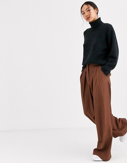 Brown Trousers: Classic and Versatile Bottoms for Every Wardrobe