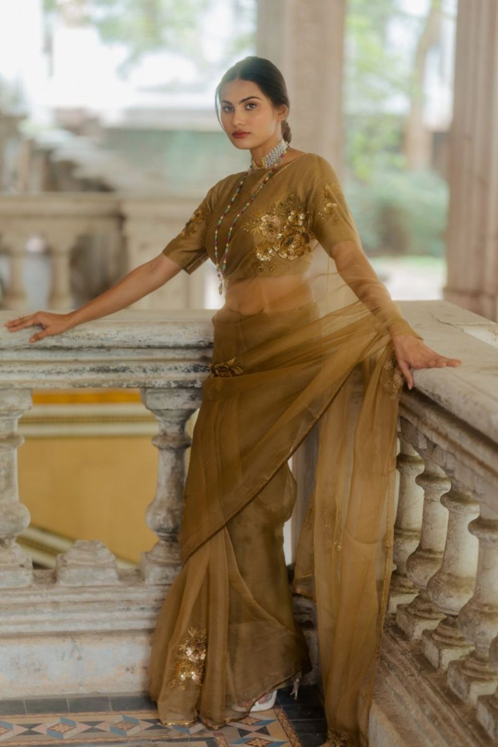 Organza Sarees: Ethereal and Elegant Drapes for Special Occasions