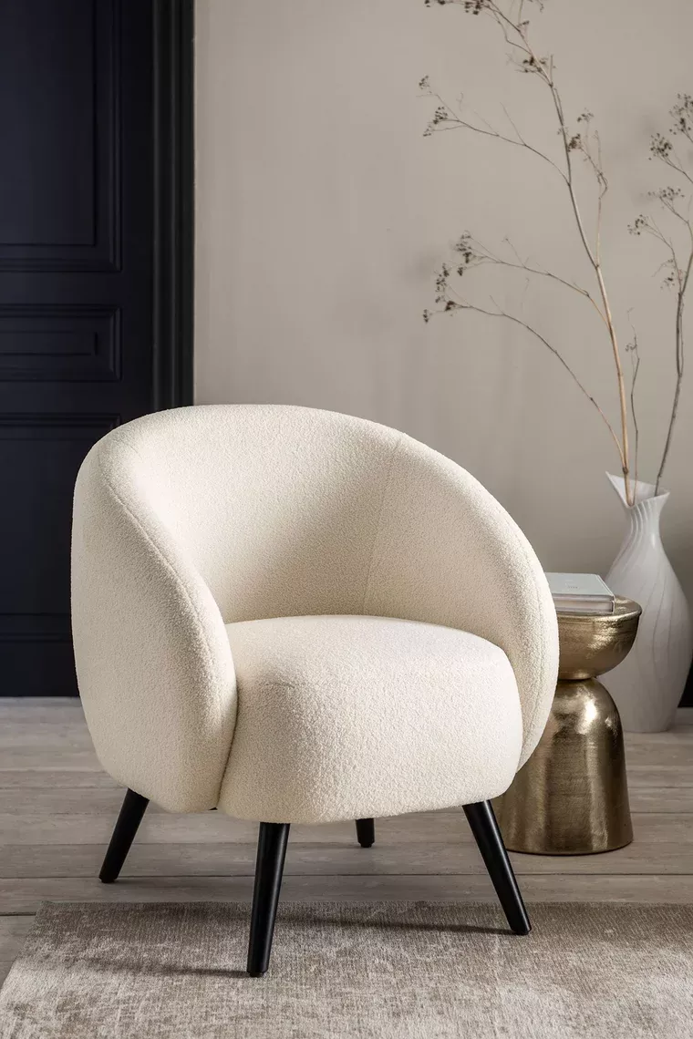 Arm Chair: Adding Comfort and Style to Your Living Space