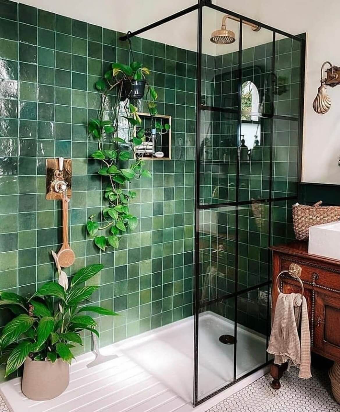 Creating Your Dream Bathroom Showers: Style and Functionality Combined