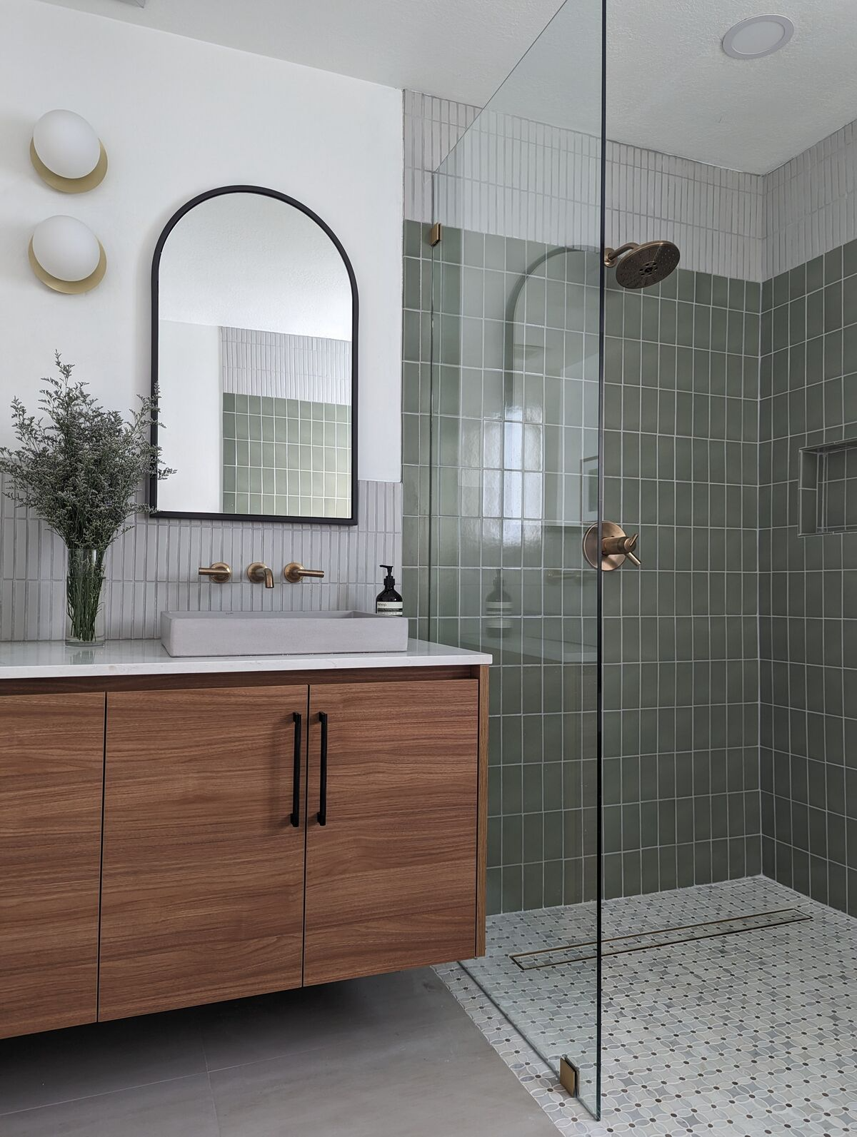 Bathroom Tiles Design: Transforming Your Space with Stylish Tiles