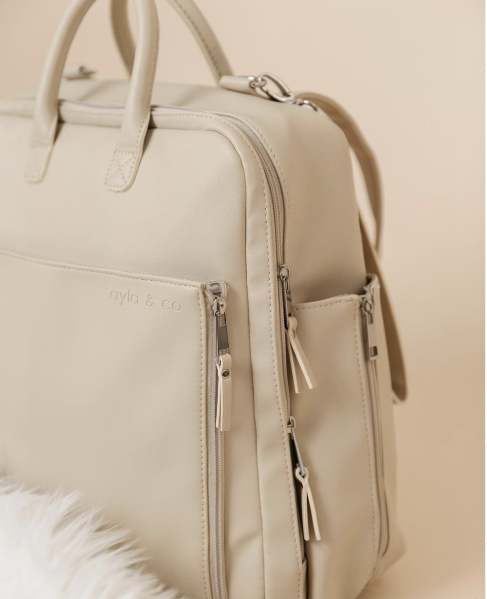 Best Diaper Bags: Stay Organized and Stylish with the Best Diaper Bags for Parents