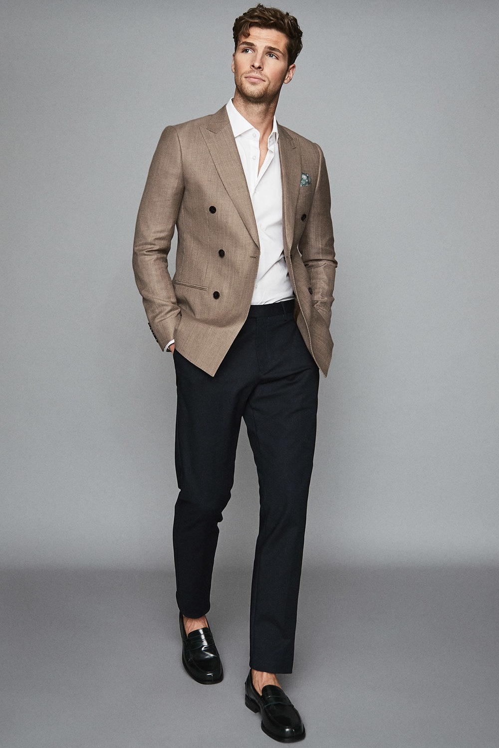 Sophisticated Style: Elevate Your Look with Men’s Blazers