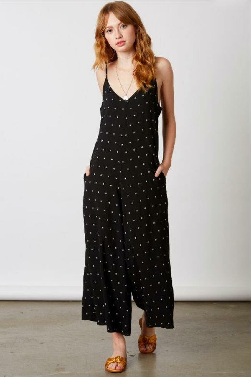 Exploring the Elegance of Culotte Jumpsuits: Effortlessly Chic Options