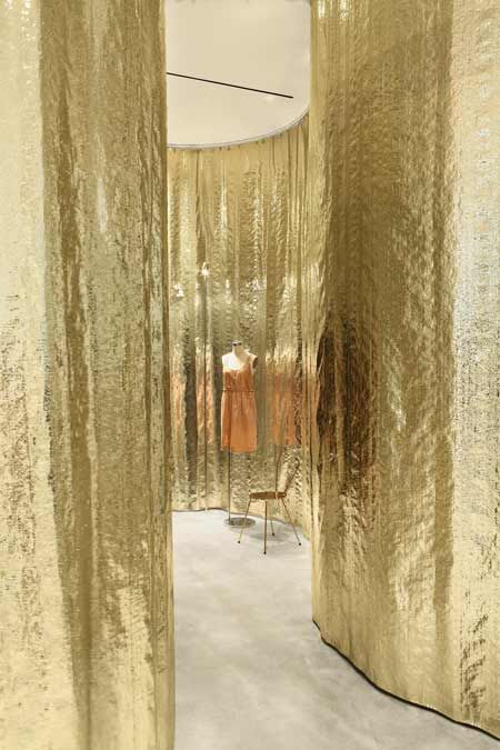 Golden Glamour: Adding Opulence with Gold Curtains