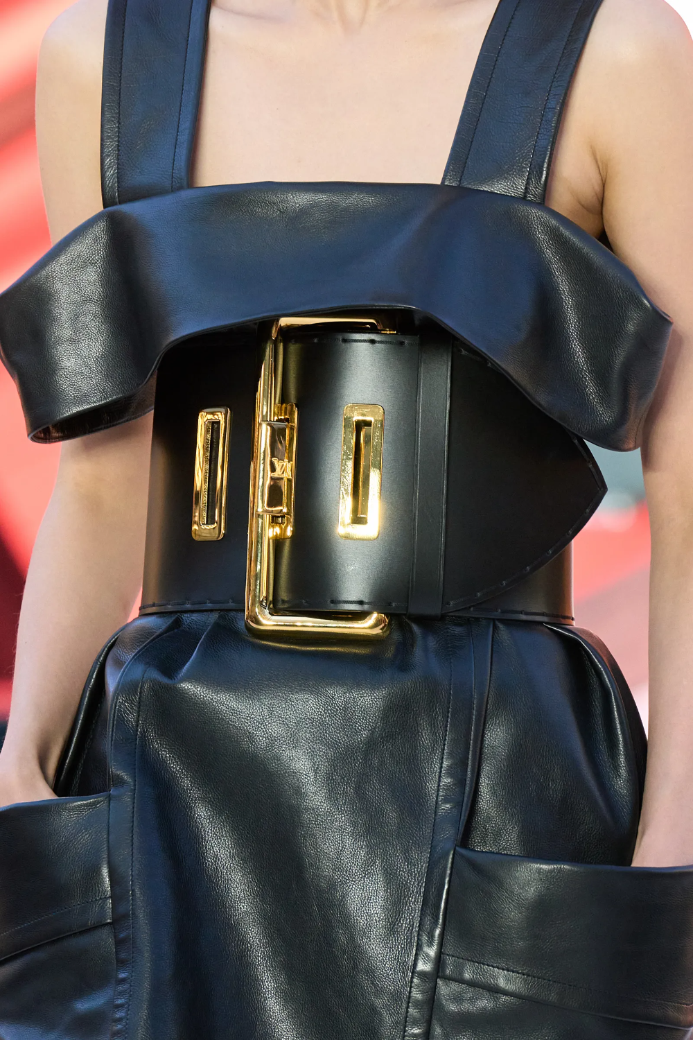 Iconic Accessories: The Allure of the Louis Vuitton Belt