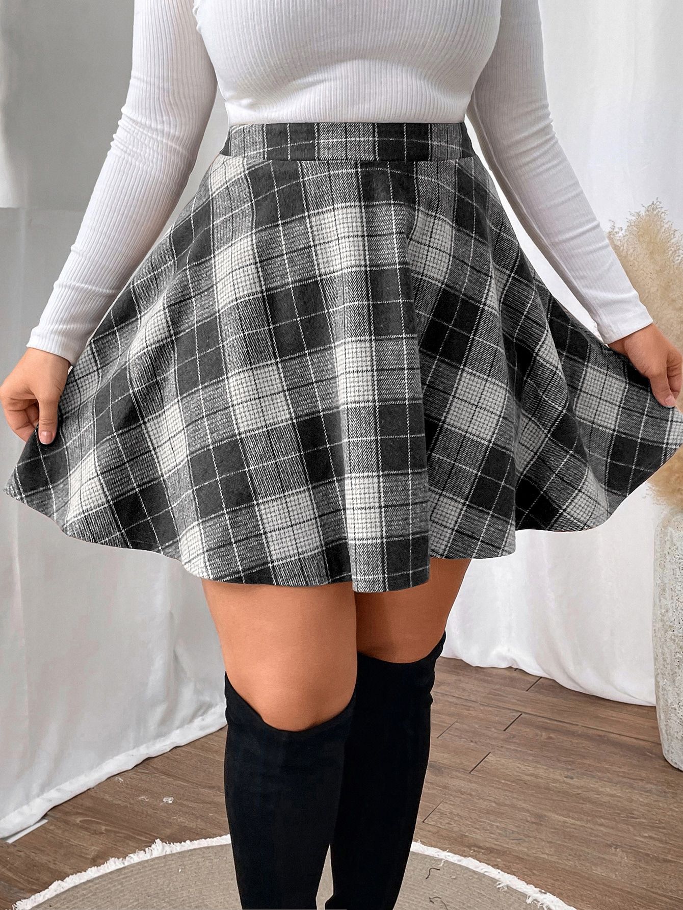 Plaid Power: Rocking Plaid Skirts with Style