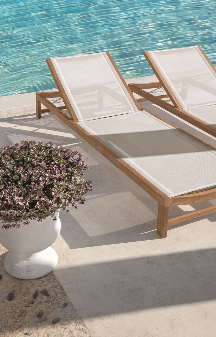 Poolside Paradise: Relax in Style with Trendy Pool Chairs
