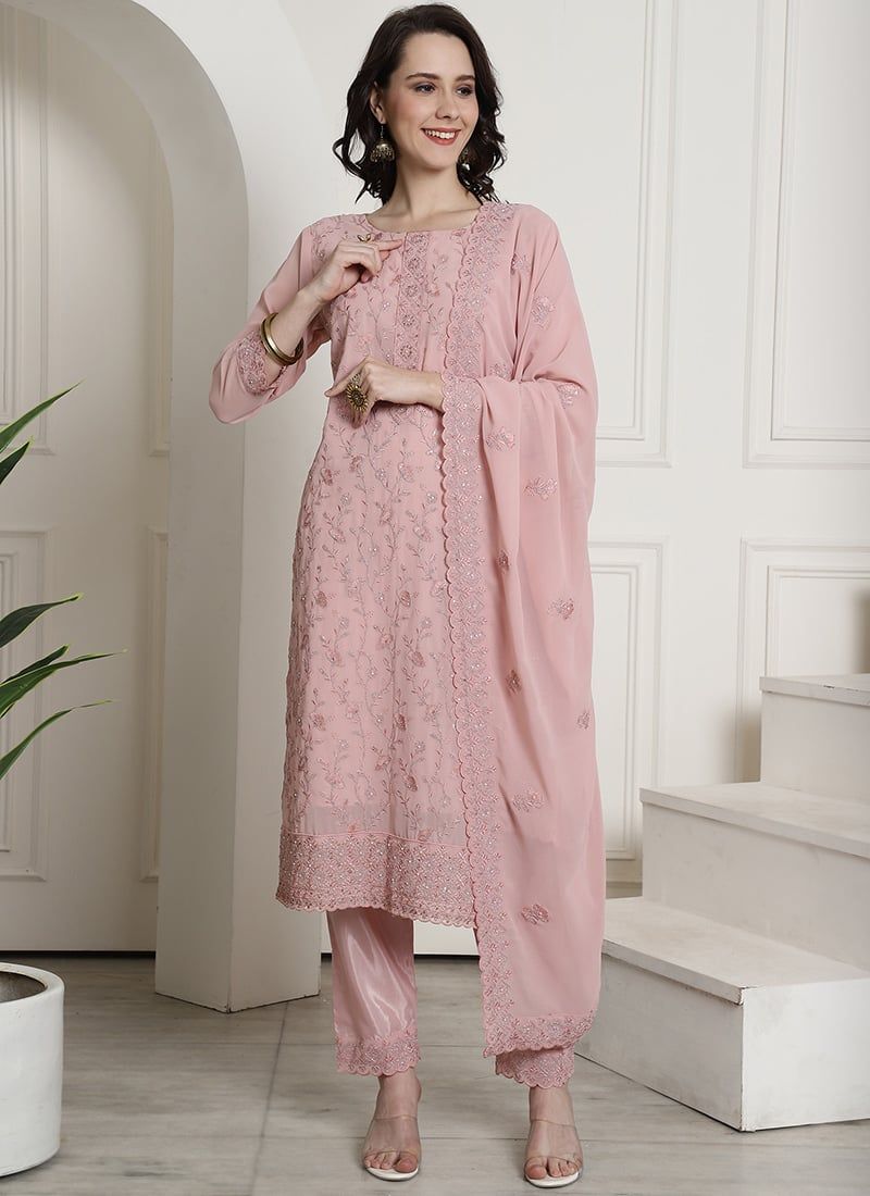 Sophisticated Simplicity: Straight Salwar Suits for Classic Style
