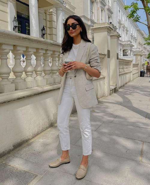 Effortless Sophistication: Elevating Your Look with Summer Blazers