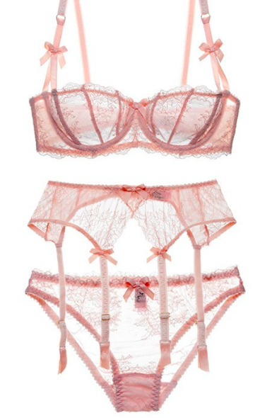 Transparent Bra: Invisible Support for Any Outfit