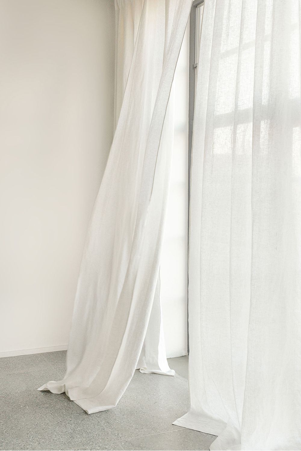 White Curtains: Timeless Elegance for Any Room