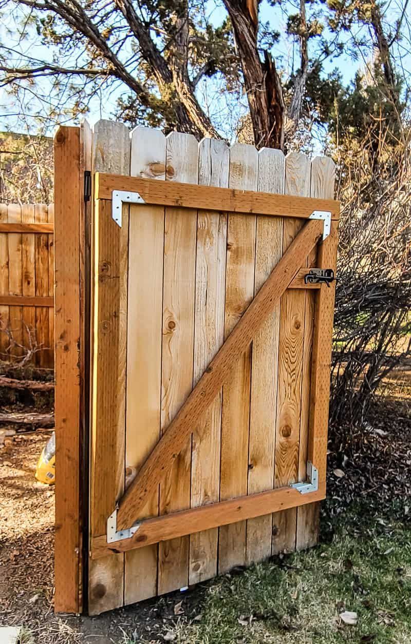 Welcoming Entrances: Wooden Gate Designs That Impress