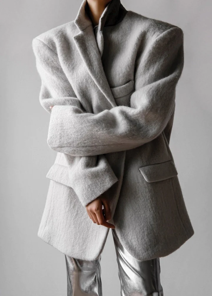 Sophisticated Style: Wool Blazers for Winter Wardrobe