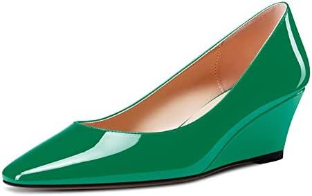 Explore Chic Women’s Pumps: Style & Comfort Await