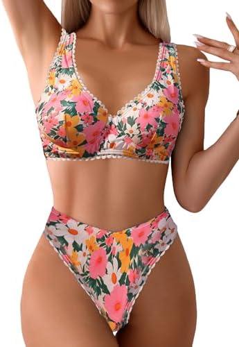 Explore Stunning‌ Women's Swimwear for Your Beach Days!