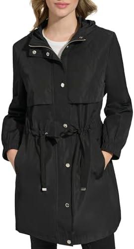 Chic Women's Outerwear: Trendy and Functional Fashion Picks