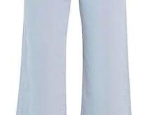 Shop Trendy Women’s Jeans: Style and Comfort Combined!