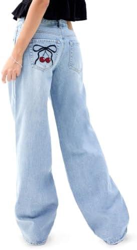 Shop Trendy Women's Jeans: Style and Comfort Combined!