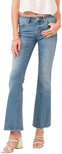 Explore trendy women's jeans for every occasion online!