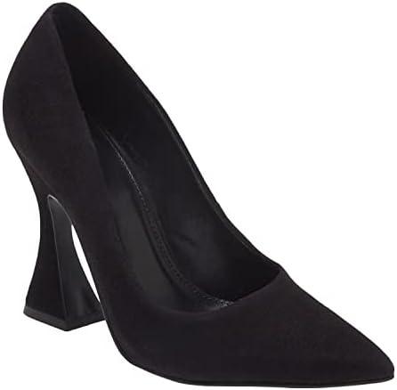 Explore elegant women's pumps for every occasion!