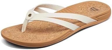 Explore our selection of stylish and comfortable women's ‌sandals!