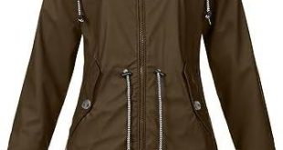 Stylish Women’s Raincoats: Fashion Meets Functionality!