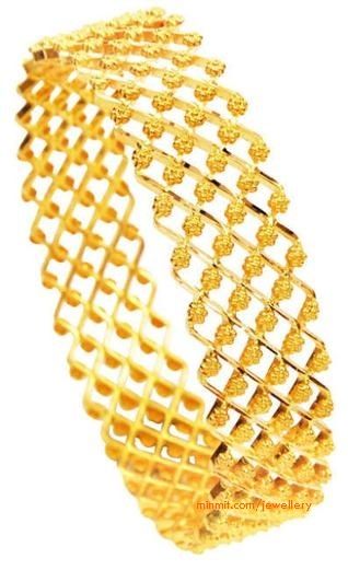 22carat Gold Bangle | Gold jewelry fashion, Gold necklace designs .